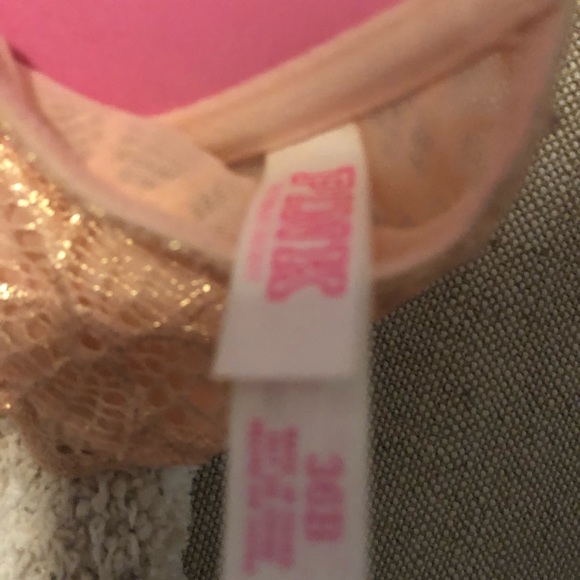 Victoria Secret Bra - Picture 3 of 3